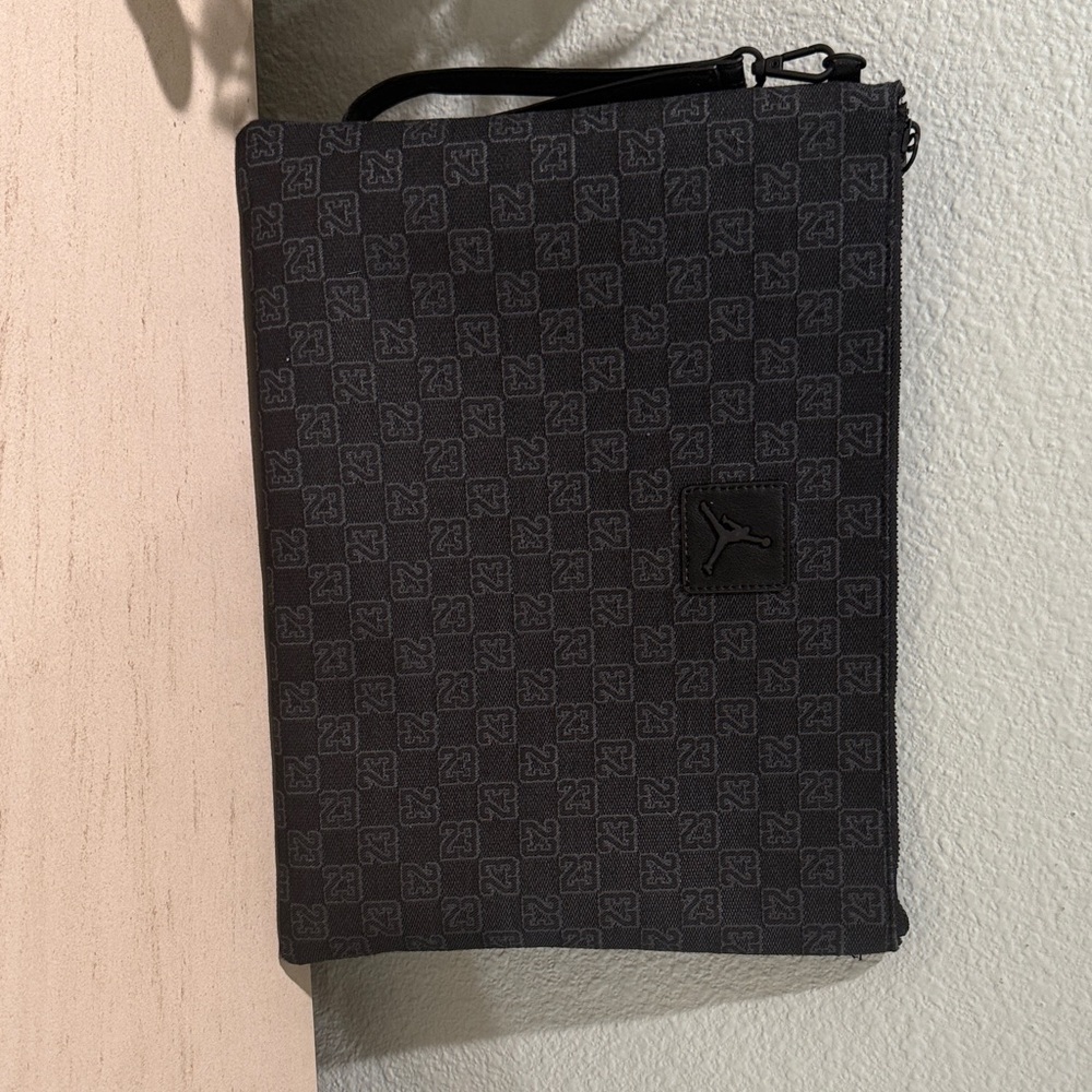 Nike Black Checkered Toiletry Bag